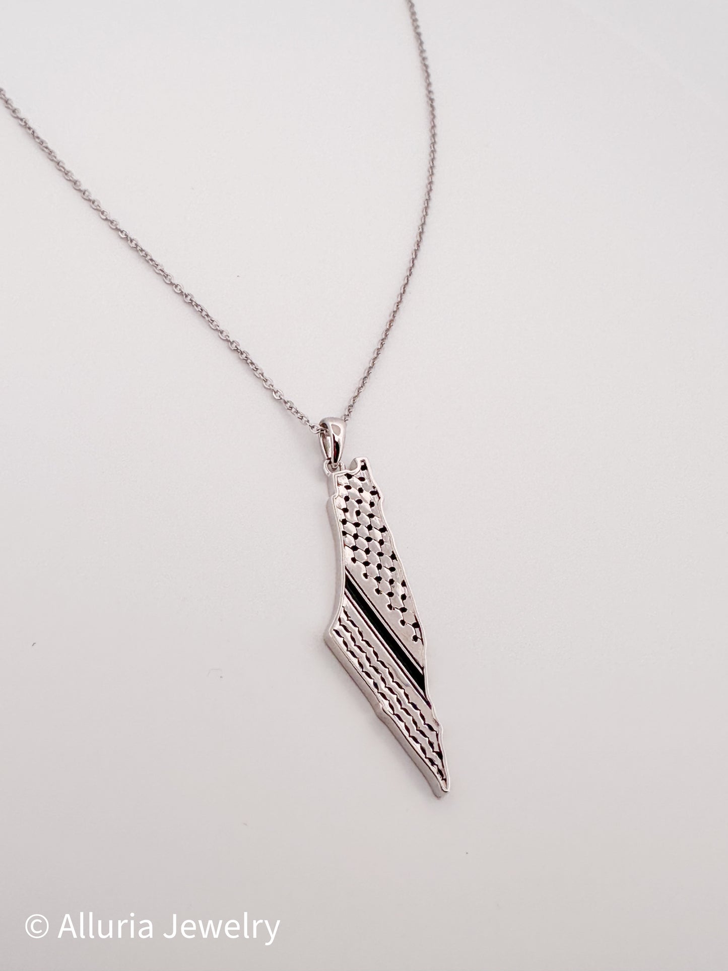 Koffiyeh Pattern Palestine Map Necklace
