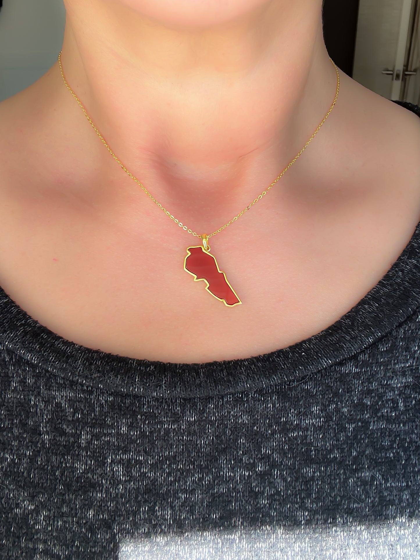 .Lebanon Shell Necklace