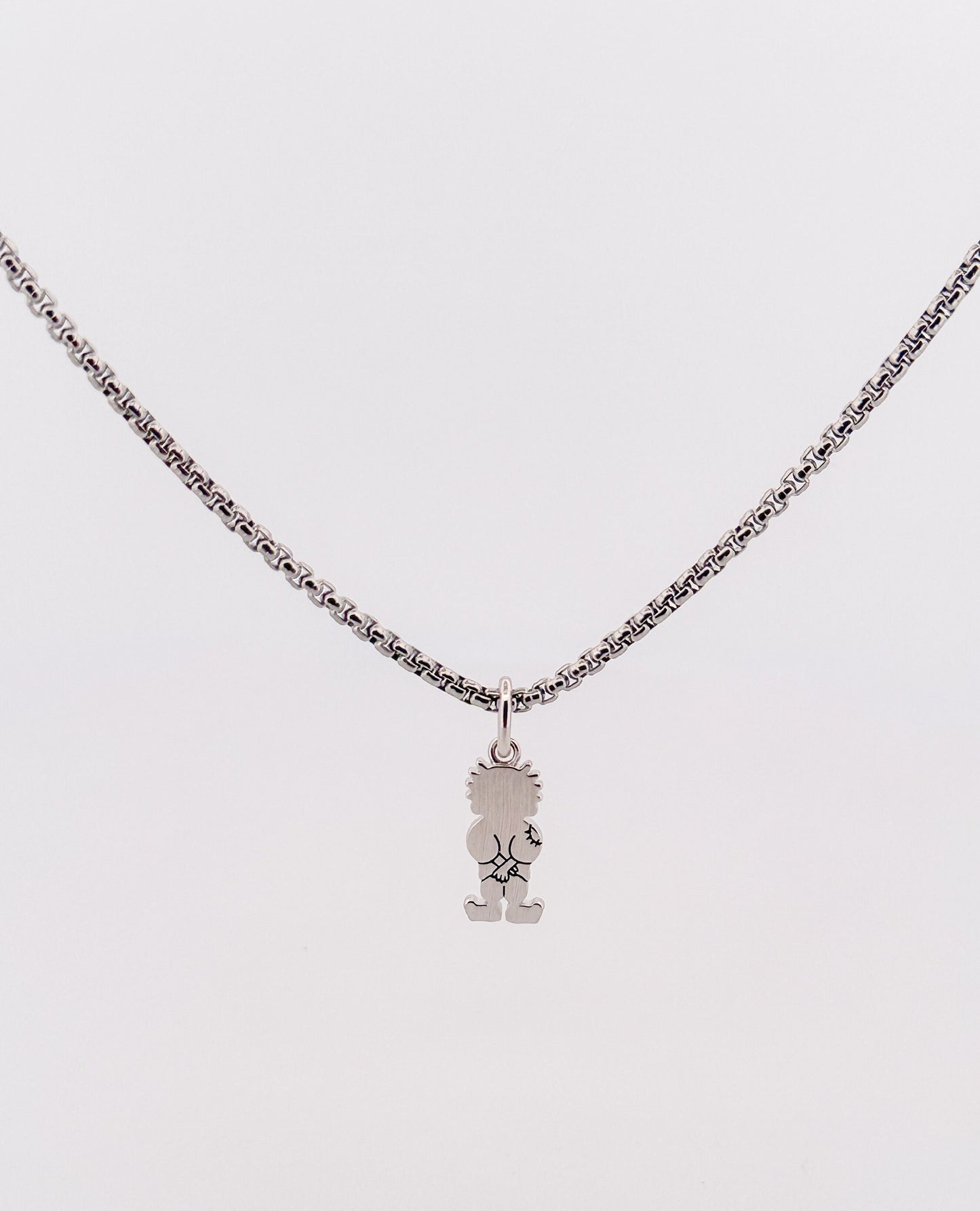 Handala with Round Box Chain Necklace