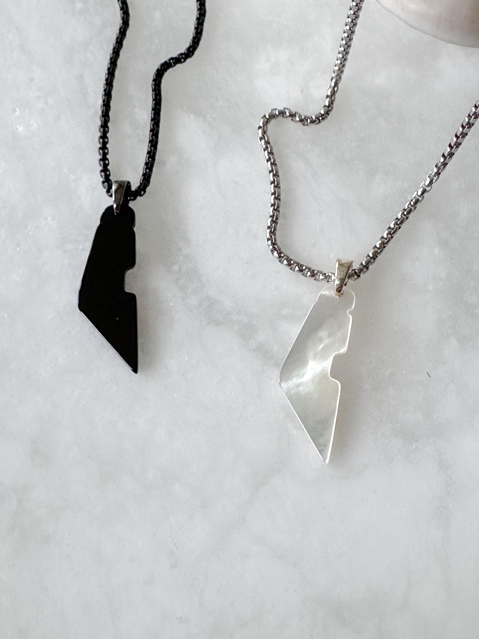 Palestine Map Necklace | Black Onyx & White Shell Stone Pendant | Stainless Steel Box Chain | Palestinian Jewelry | Unisex Gemstone Necklace